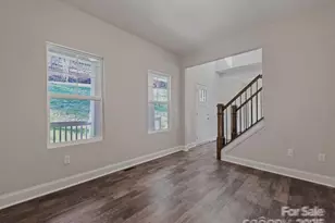 140 Mayflower Ct, Waynesville, NC 28785 - Photo 11