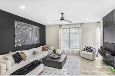 215 Freeland Lane, Charlotte, NC 28217 - Photo 9