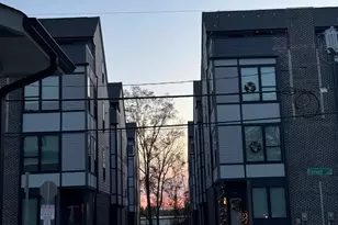 215 Freeland Ln, Charlotte, NC 28217 - Photo 5