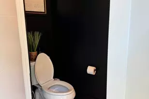 215 Freeland Ln, Charlotte, NC 28217 - Photo 25