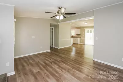 8223 Chrisbry Lane, Charlotte, NC 28215 - Photo 5