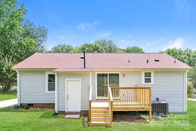 8223 Chrisbry Lane, Charlotte, NC 28215 - Photo 15