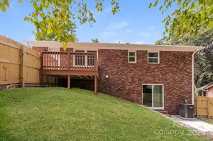 500 Fallingswood Ct, Charlotte, NC 28217 - Photo 15