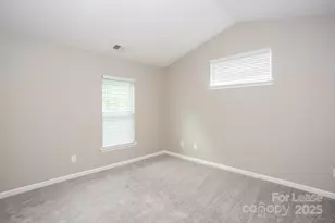 4511 Avalon Forest Ln, Charlotte, NC 28269 - Photo 9