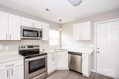 4511 Avalon Forest Lane, Charlotte, NC 28269 - Photo 7