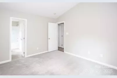 4511 Avalon Forest Lane, Charlotte, NC 28269 - Photo 13