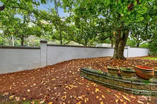 310 Wendover Heights Cir, Charlotte, NC 28211 - Photo 33