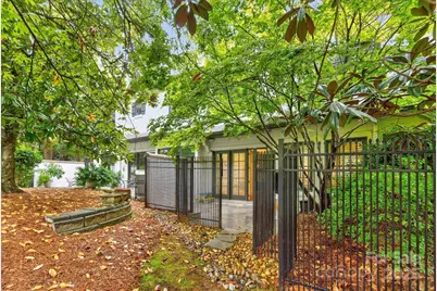 310 Wendover Heights Circle, Charlotte, NC 28211 - Photo 35