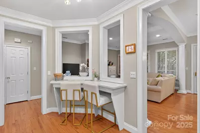 310 Wendover Heights Circle, Charlotte, NC 28211 - Photo 11