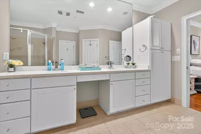 310 Wendover Heights Circle, Charlotte, NC 28211 - Photo 21