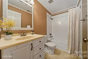 1051-B Churchill Downs Ct, Charlotte, NC 28211 - Photo 5