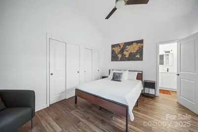 8012 Briardale Drive, Charlotte, NC 28212 - Photo 15