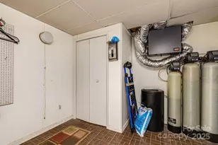 226 Wildflower Rd, Asheville, NC 28804 - Photo 27