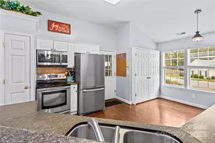 245 Rose St, Mooresville, NC 28117 - Photo 11