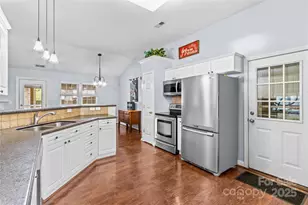 245 Rose St, Mooresville, NC 28117 - Photo 13