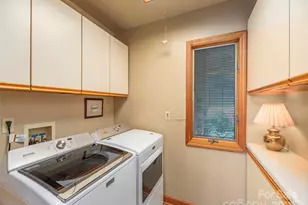 89 Patten Park Dr, Waynesville, NC 28785 - Photo 15