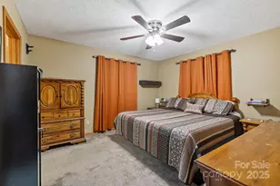 109 Mountain Pl, Hendersonville, NC 28791 - Photo 11