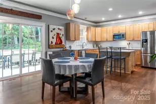 20 Rosebay Ln, Asheville, NC 28803 - Photo 13