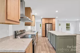 237 Hickory Nut Ridge Rd, Burnsville, NC 28714 - Photo 9