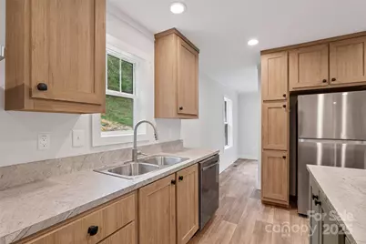 237 Hickory Nut Ridge Road #10, Burnsville, NC 28714 - Photo 13