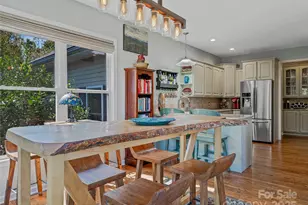 222 Bay Laurel Ln, Hendersonville, NC 28791 - Photo 13