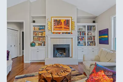 222 Bay Laurel Lane, Hendersonville, NC 28791 - Photo 5