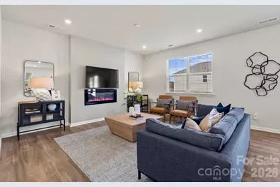 232 Bezelle Avenue, York, SC 29745 - Photo 9