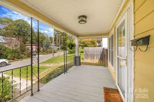 100 Bradley St, Asheville, NC 28806 - Photo 9