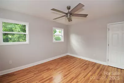 223 N Main Street, Canton, NC 28716 - Photo 17