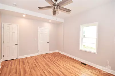 223 N Main Street, Canton, NC 28716 - Photo 11