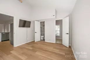 5812 Rock Hollow Dr, Charlotte, NC 28212 - Photo 11