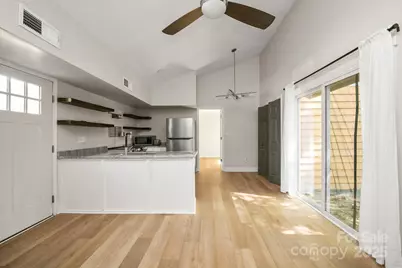 5812 Rock Hollow Drive, Charlotte, NC 28212 - Photo 5