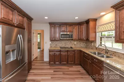 2630 Fernbank Drive, Charlotte, NC 28226 - Photo 7