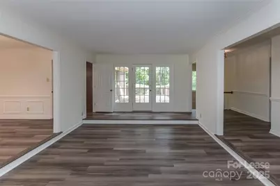2630 Fernbank Drive, Charlotte, NC 28226 - Photo 15