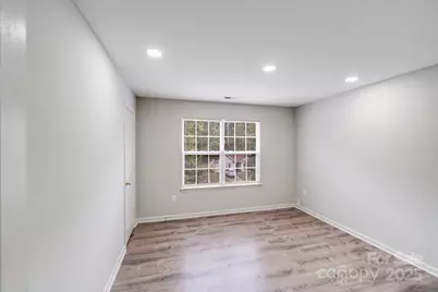 5232 Javitz Road, Charlotte, NC 28216 - Photo 9