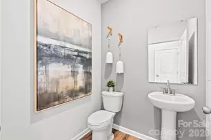 227 Bezelle Ave, York, SC 29745 - Photo 5