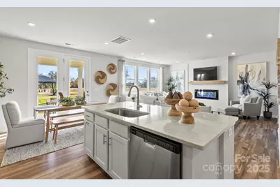 227 Bezelle Avenue, York, SC 29745 - Photo 11