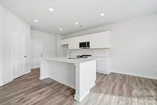 236 Bezelle Ave, York, SC 29745 - Photo 3