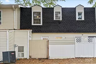 2220 Yorkhills Dr, Charlotte, NC 28217 - Photo 19