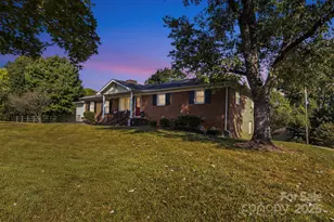 114 Warren Dr, Belmont, NC 28012 - Photo 1