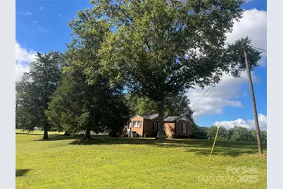 1952 N Nc 16 Business Highway, Denver, NC 28037 - Photo 3