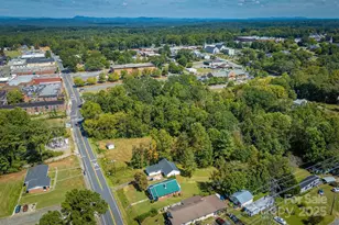 521 Praley St SW, Valdese, NC 28690 - Photo 23