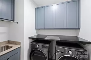 127 N Tryon St, Charlotte, NC 28202 - Photo 33