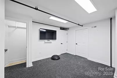 127 N Tryon Street #615, Charlotte, NC 28202 - Photo 35