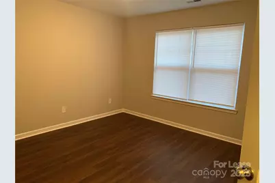 2726 Avalon Loop Road, Charlotte, NC 28269 - Photo 9