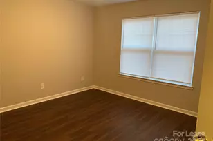 2726 Avalon Loop Rd, Charlotte, NC 28269 - Photo 9