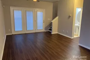 2726 Avalon Loop Rd, Charlotte, NC 28269 - Photo 3