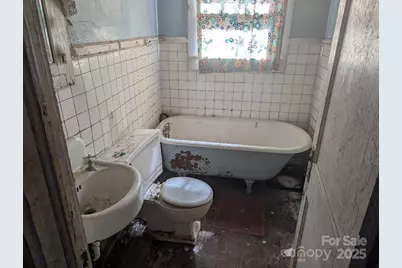 207 S Charlotte Avenue S, Rock Hill, SC 29730 - Photo 7