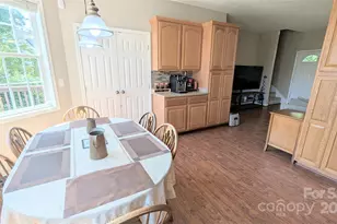 4 Carter Hill Dr, Leicester, NC 28748 - Photo 9