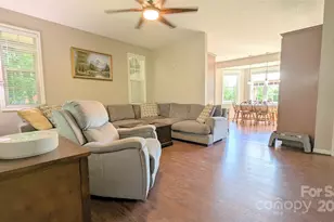 4 Carter Hill Dr, Leicester, NC 28748 - Photo 3